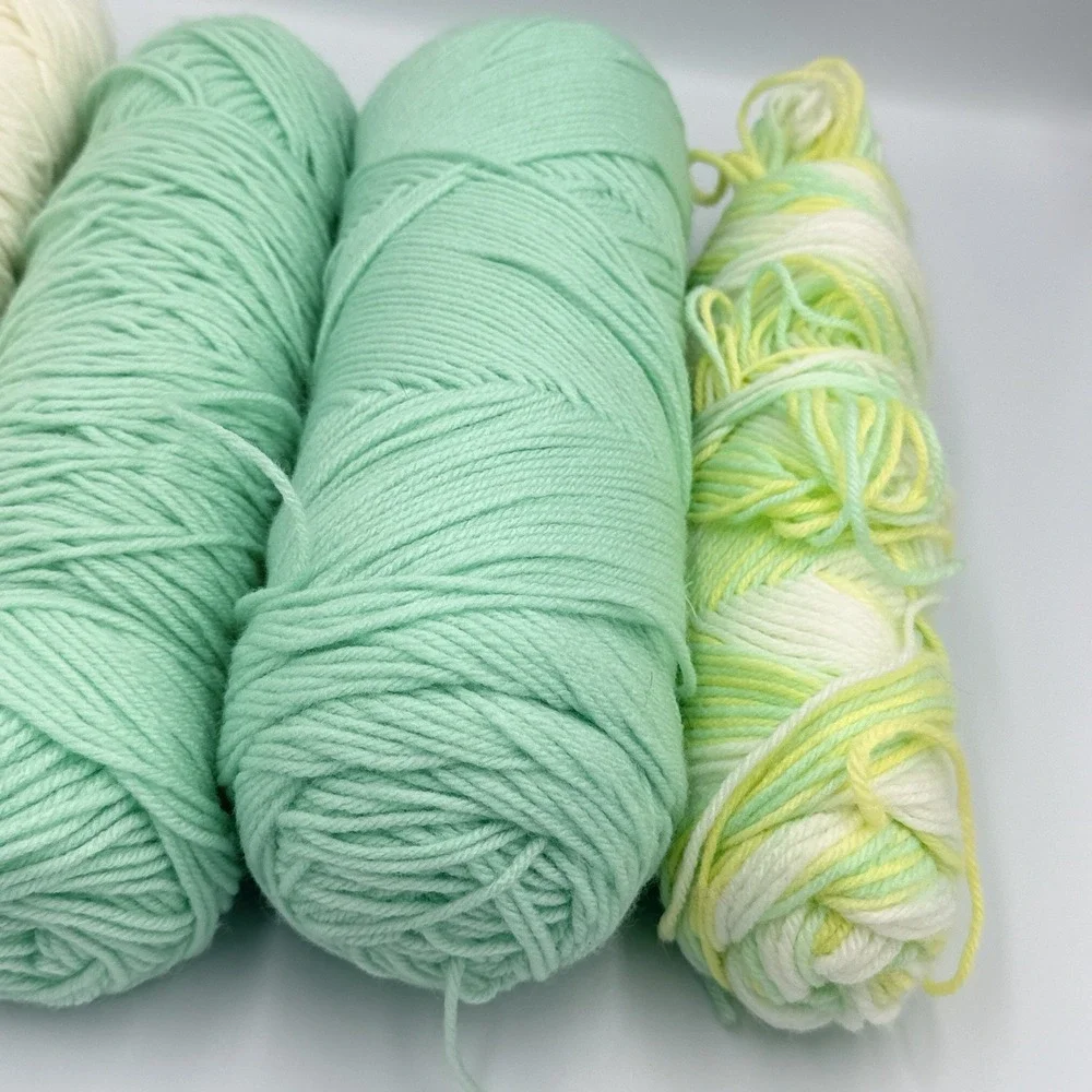 Yarn Lot 4 Skeins White Mint Green Variegated Crochet Knitting Craft Supplies